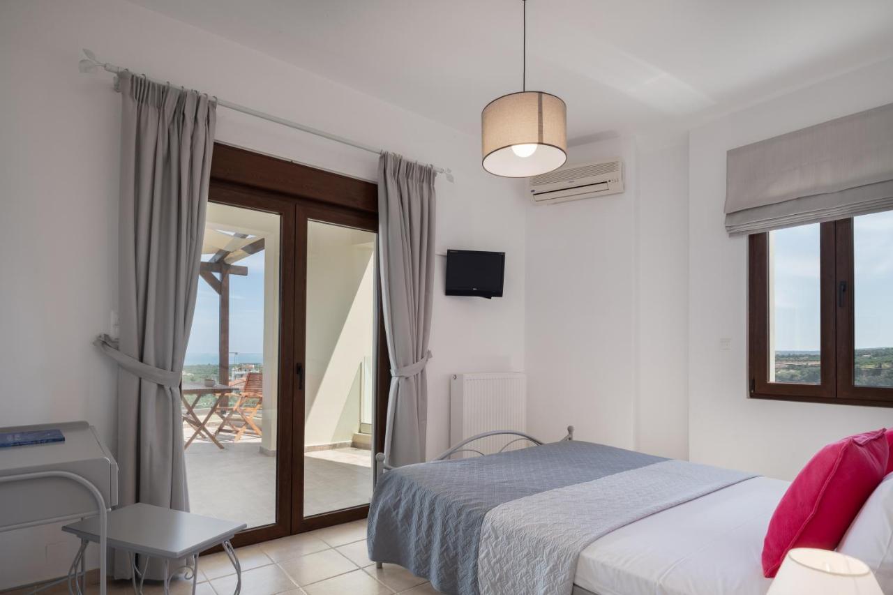 Family Villa Rousa In Rethymno With Pool, Bbq And Kids Area Loutra Exterior foto