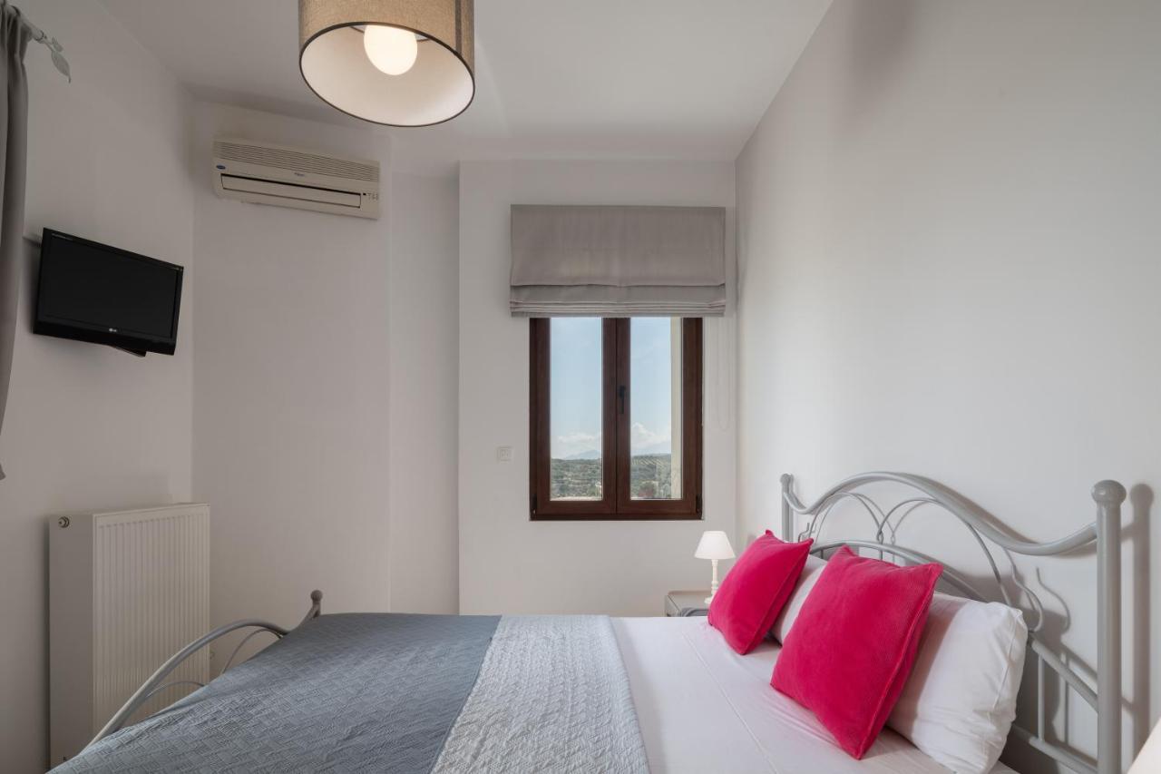 Family Villa Rousa In Rethymno With Pool, Bbq And Kids Area Loutra Exterior foto